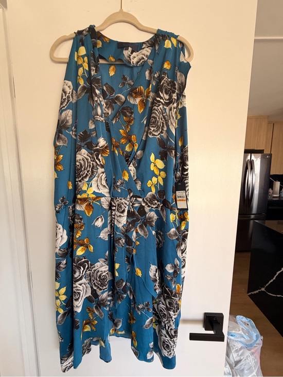 RACHEL Rachel Roy Dresses & Skirts - RACHEL Rachel Roy Teal Floral Midi Dress with Gold Accents